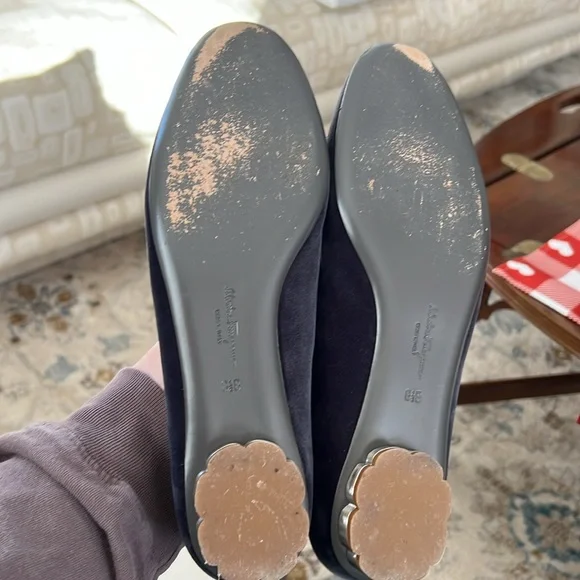 Salvatore Ferragamo Suede Vara Shell 3.0 cm - Picture 5 of 5